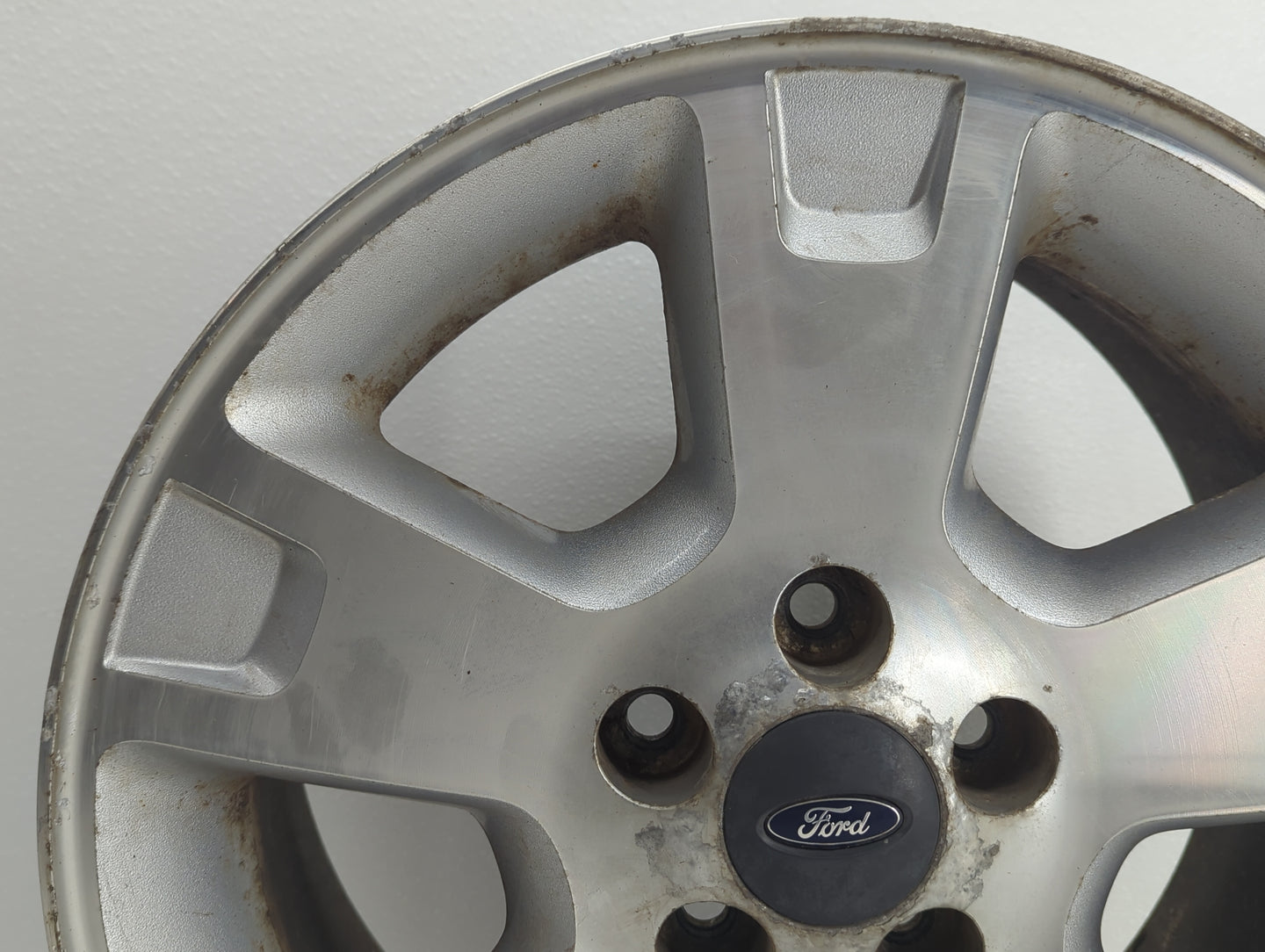 Ford Explorer Oem Wheel Rim 853067 - Oemusedautoparts1.com