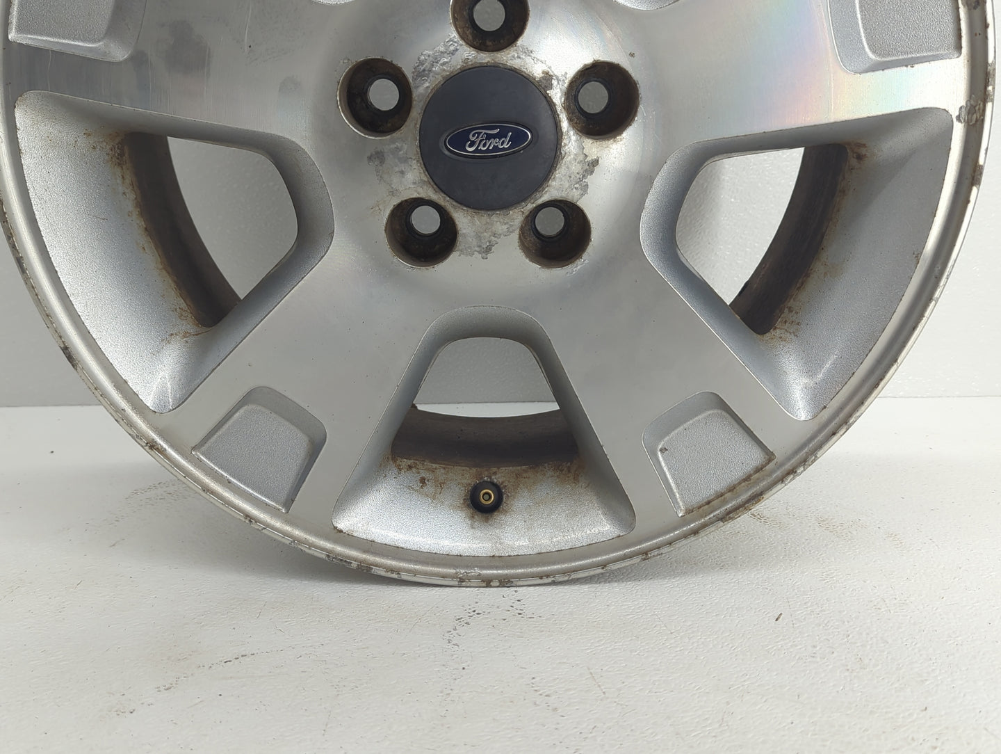 Ford Explorer Oem Wheel Rim 853067 - Oemusedautoparts1.com