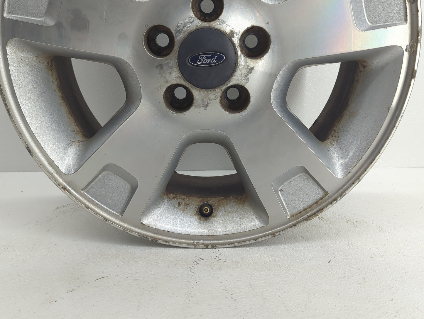 Ford Explorer Oem Wheel Rim 853067 - Oemusedautoparts1.com