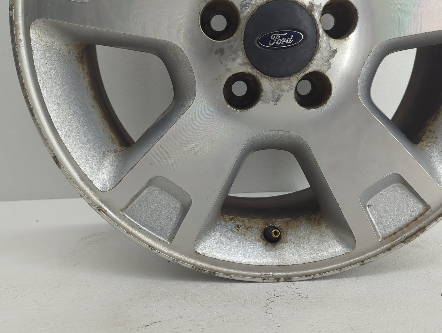Ford Explorer Oem Wheel Rim 853067 - Oemusedautoparts1.com