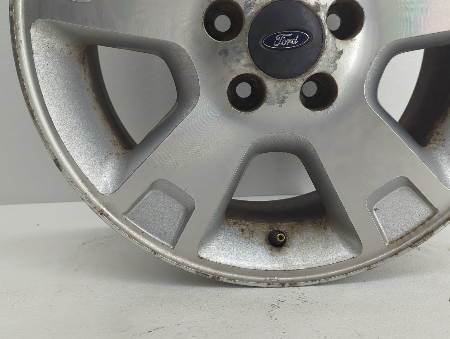 Ford Explorer Oem Wheel Rim 853067 - Oemusedautoparts1.com