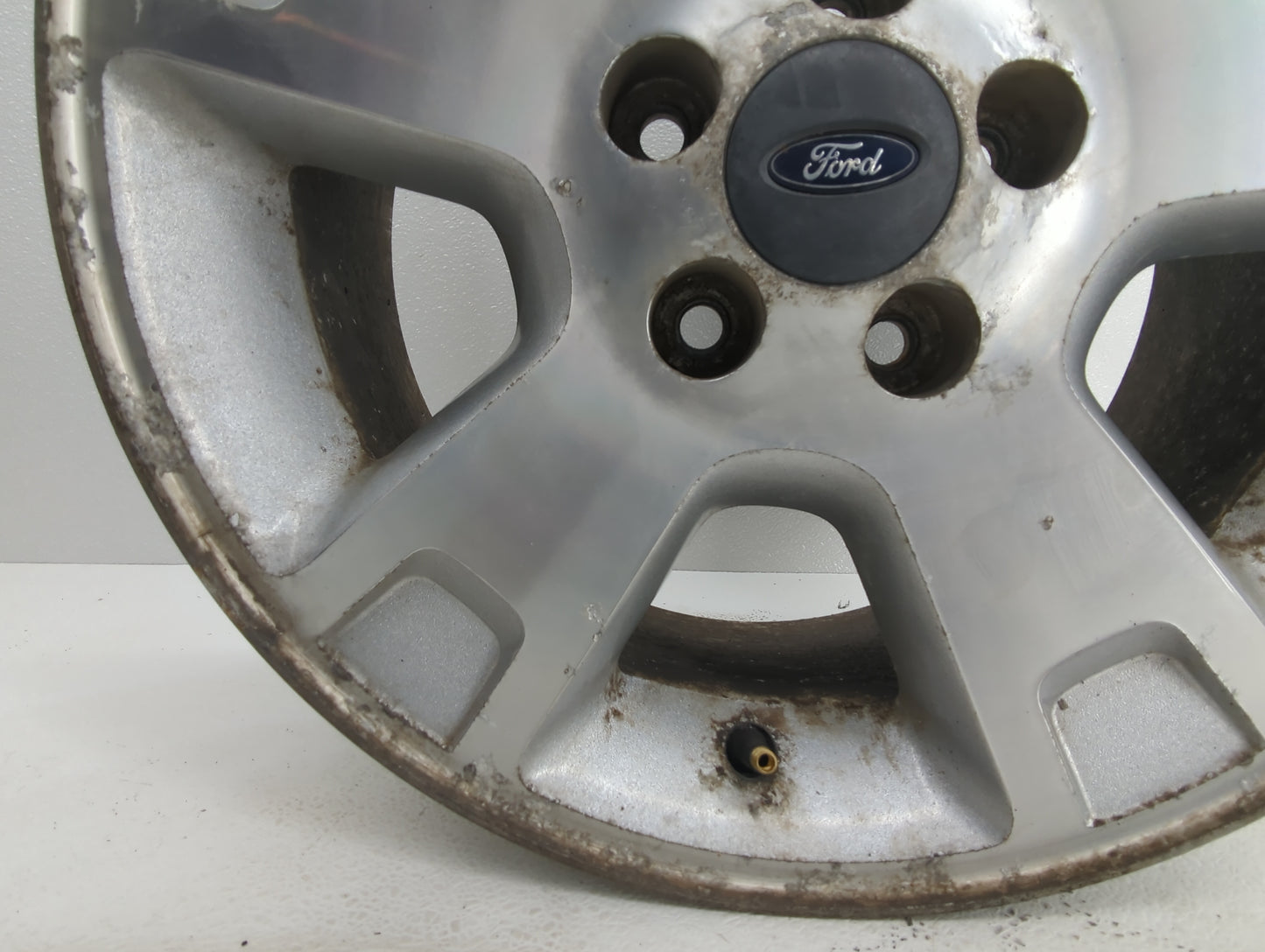 Ford Explorer Oem Wheel Rim 853069 - Oemusedautoparts1.com