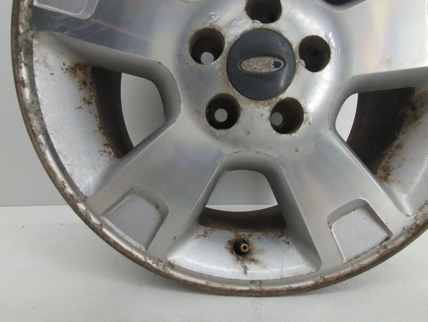 Ford Explorer Oem Wheel Rim 853070 - Oemusedautoparts1.com