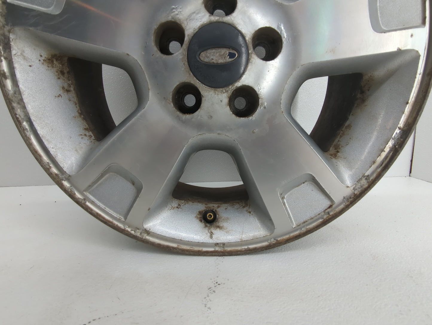 Ford Explorer Oem Wheel Rim 853070 - Oemusedautoparts1.com