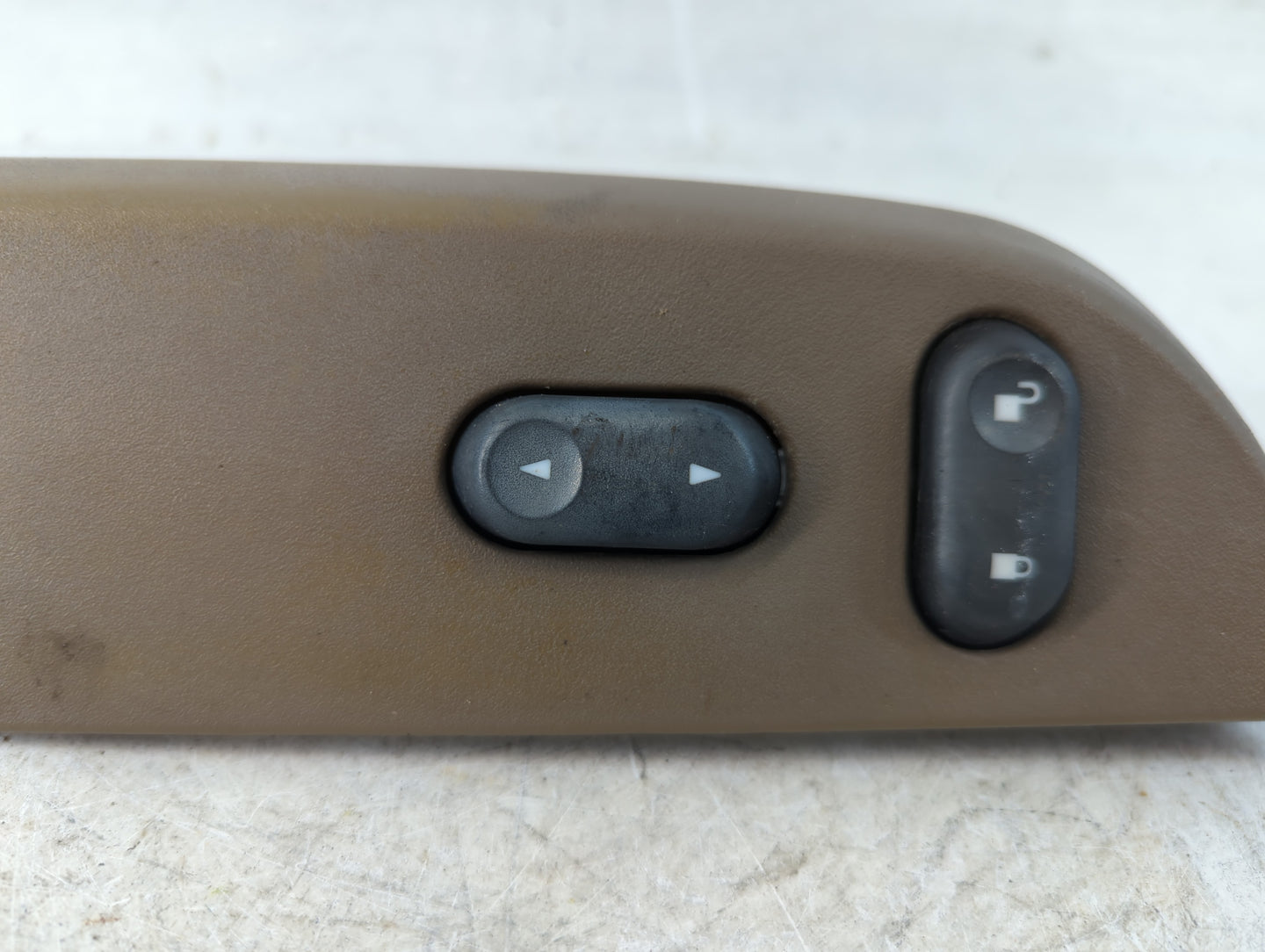 2004-2005 Ford Explorer Master Power Window Switch Replacement Driver Side Left P/N:1L24-14A563 AD Fits Fits 2004 2005 2006 