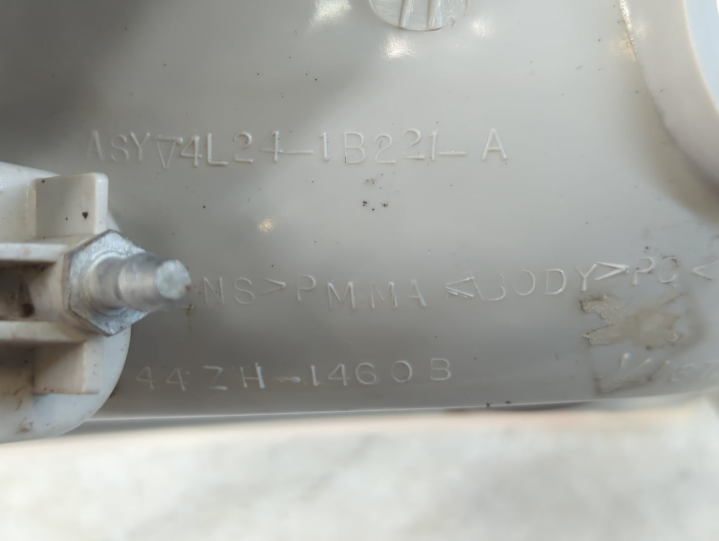 2002-2005 Ford Explorer Driver Left Oem Fog Light Lamp - Oemusedautoparts1.com