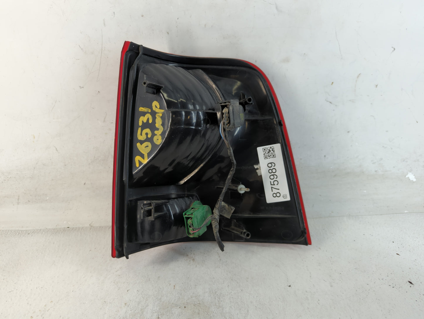 2002-2005 Ford Explorer Tail Light Assembly Driver Left OEM P/N:1L2X-13B505-B Fits Fits 2002 2003 2004 2005 OEM Used Auto Pa