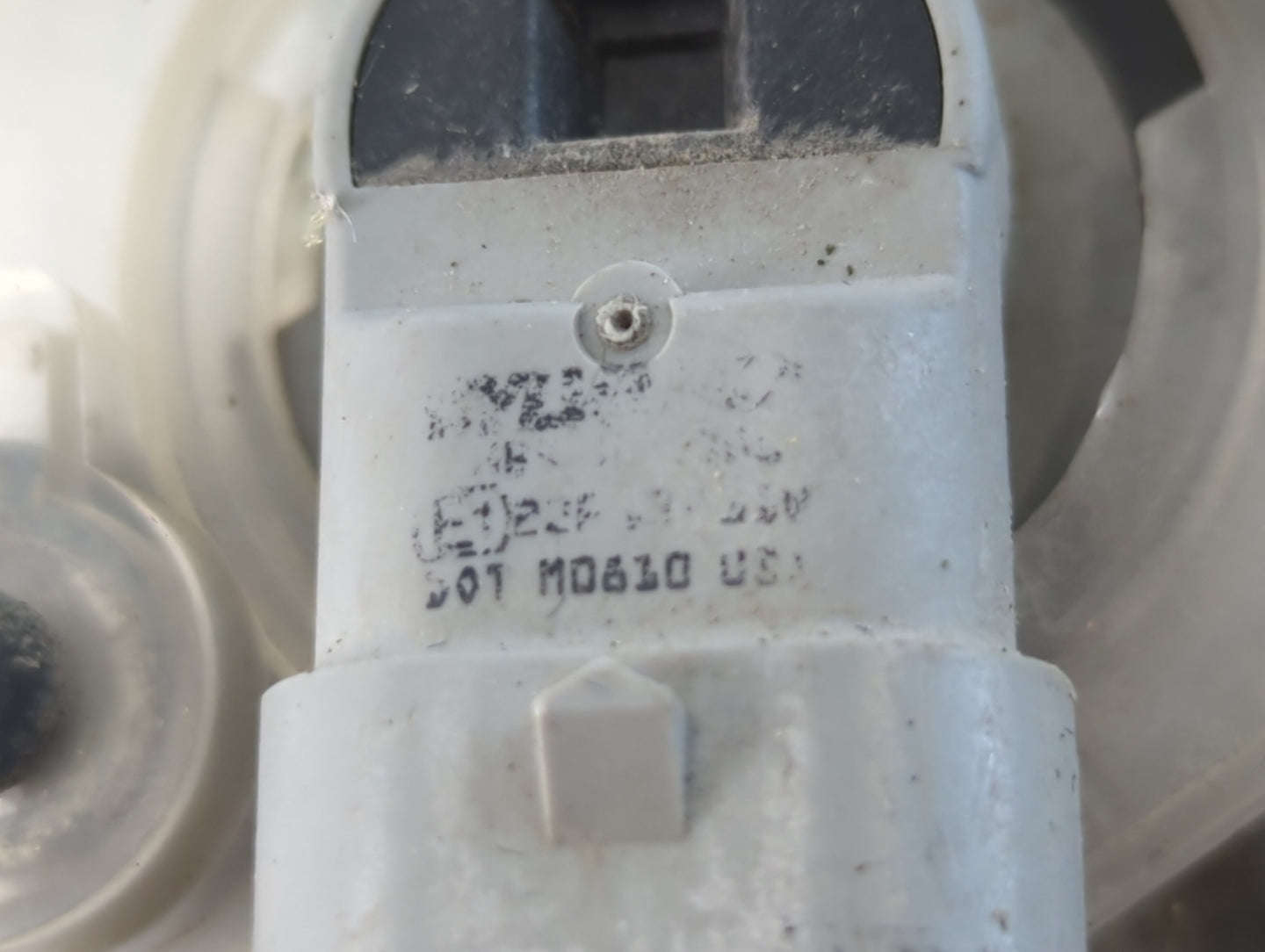 2002-2005 Ford Explorer Driver Left Oem Head Light Headlight Lamp - Oemusedautoparts1.com