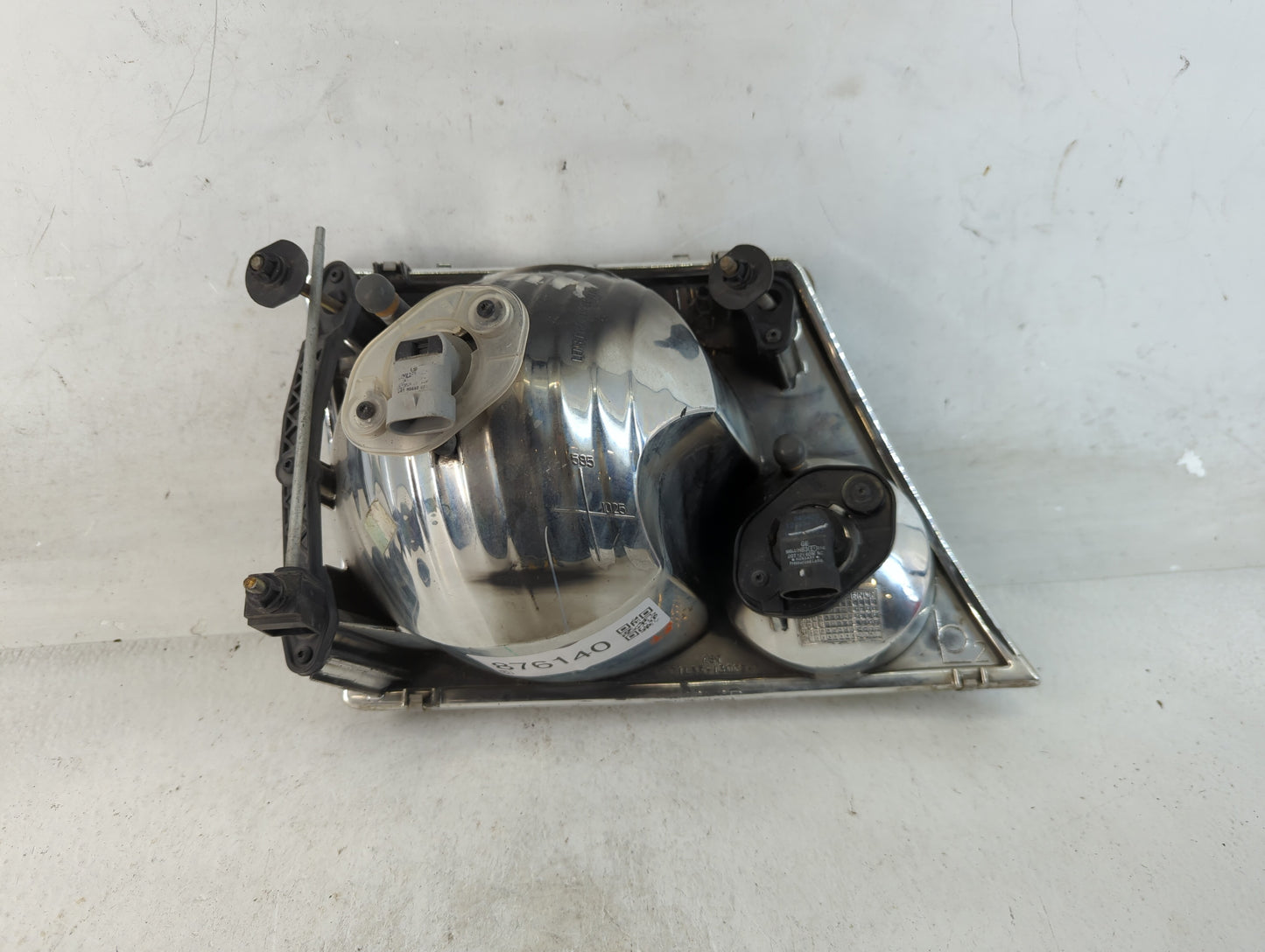2002-2005 Ford Explorer Driver Left Oem Head Light Headlight Lamp - Oemusedautoparts1.com