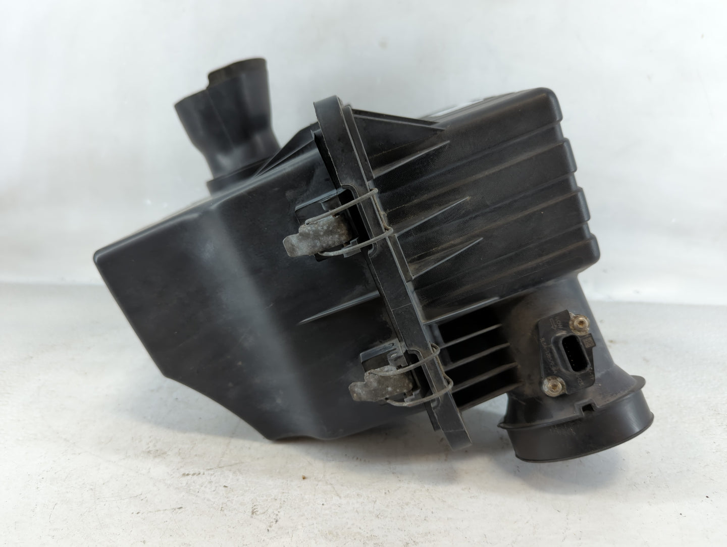 2004-2005 Ford Explorer Air Cleaner Intake-duct Hose Tube - Oemusedautoparts1.com