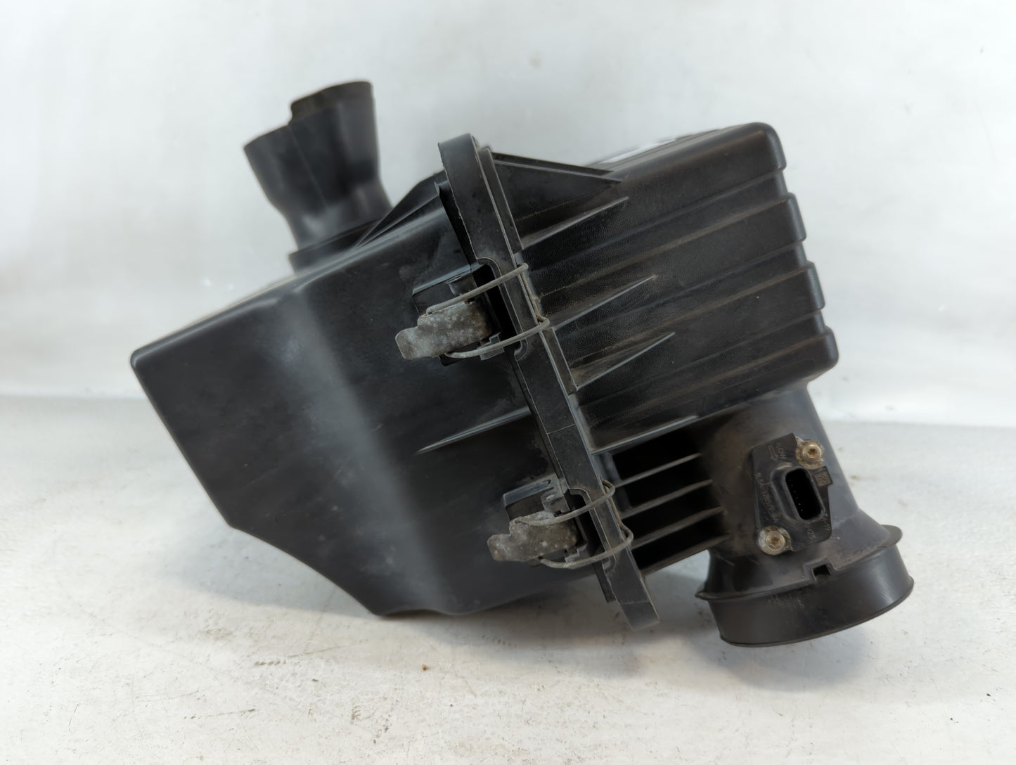 2004-2005 Ford Explorer Air Cleaner Intake-duct Hose Tube - Oemusedautoparts1.com