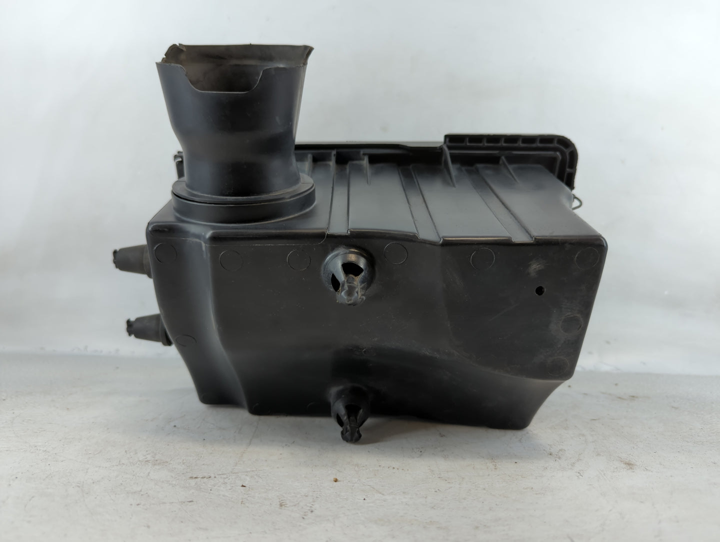 2004-2005 Ford Explorer Air Cleaner Intake-duct Hose Tube - Oemusedautoparts1.com