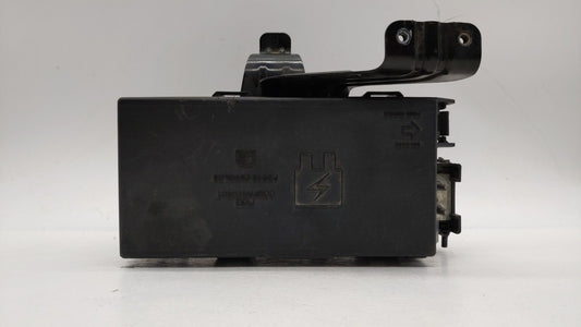 2001-2005 Ford Explorer Sport Fusebox Fuse Box Panel Relay Module Fits Fits 2001 2002 2003 2004 2005 OEM Used Auto Parts - O