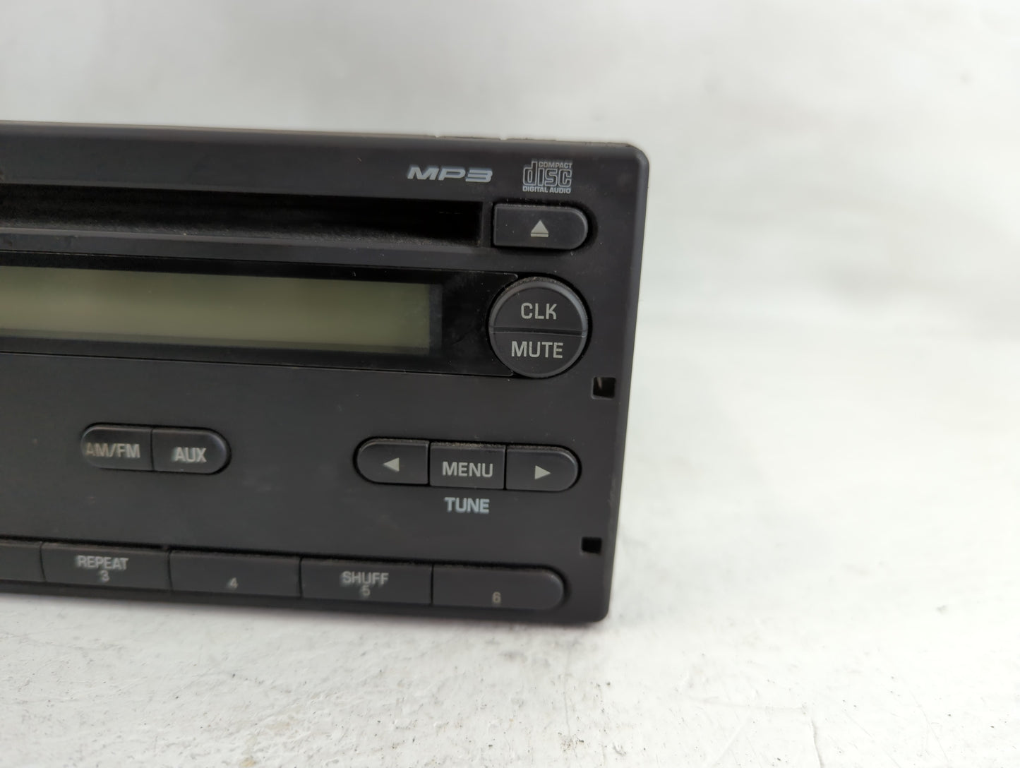 2005 Ford Explorer Sport Trac Radio AM FM Cd Player Receiver Replacement P/N:7L5T-18C869-AC Fits OEM Used Auto Parts - Oemus