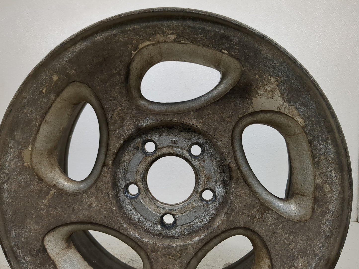 2001-2005 Ford Explorer Sport Trac Oem Wheel Rim - Oemusedautoparts1.com