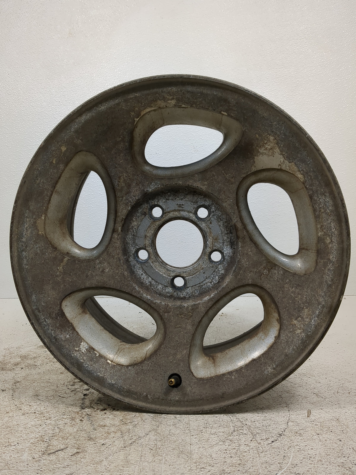 2001-2005 Ford Explorer Sport Trac Oem Wheel Rim 1374685 - Oemusedautoparts1.com
