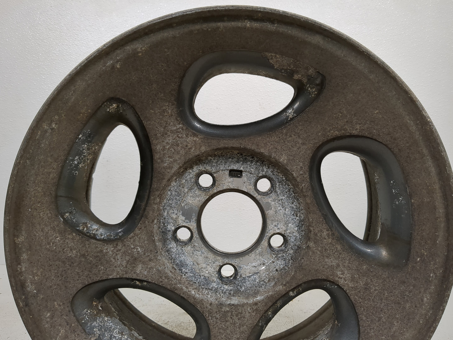2001-2005 Ford Explorer Sport Trac Oem Wheel Rim - Oemusedautoparts1.com