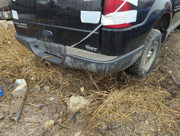2004-2005 Ford Explorer Sport Trac Rear Bumper Assembly Oem - Oemusedautoparts1.com