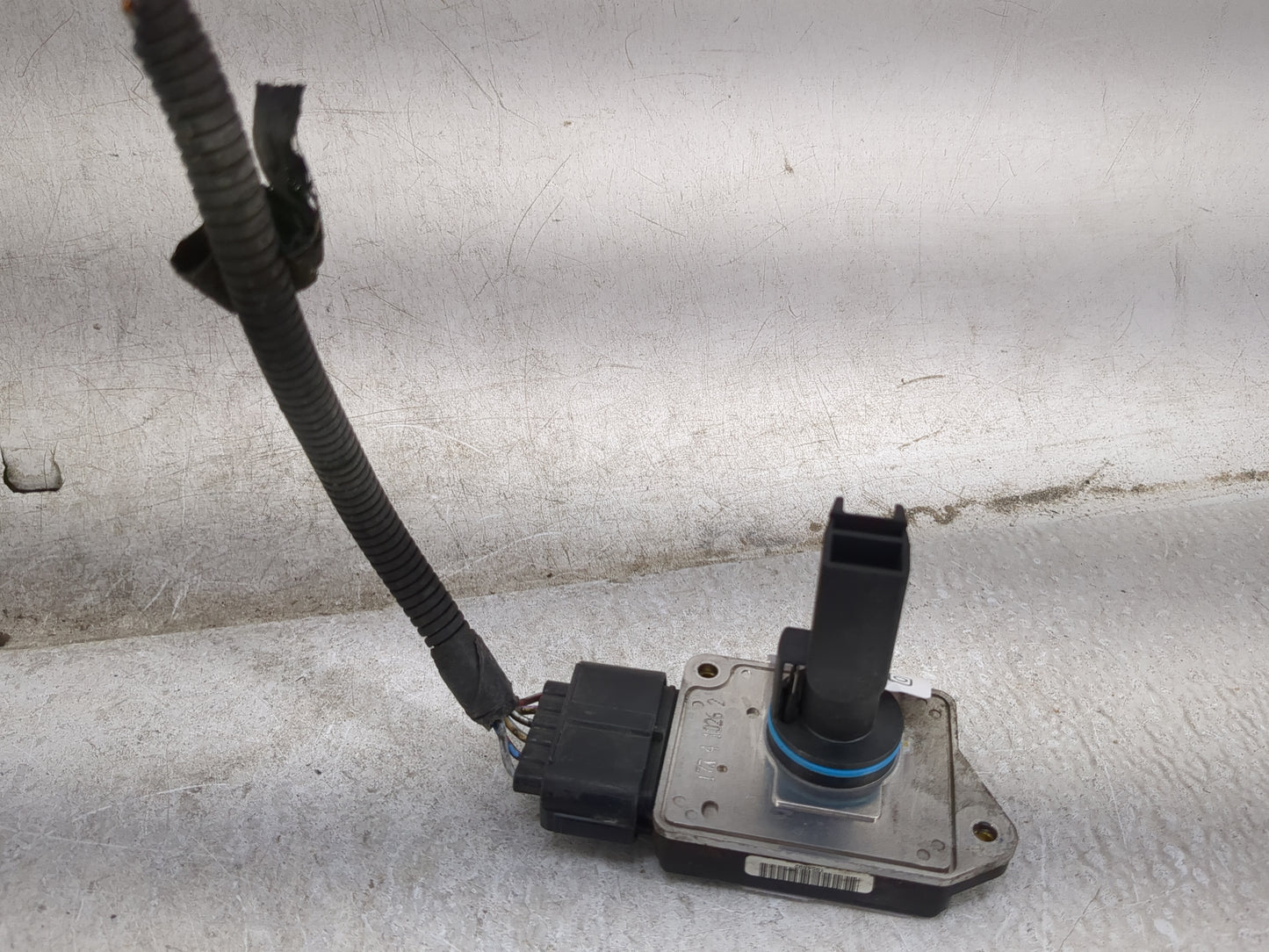 2002-2005 Ford Explorer Sport Trac Mass Air Flow Meter Maf - Oemusedautoparts1.com