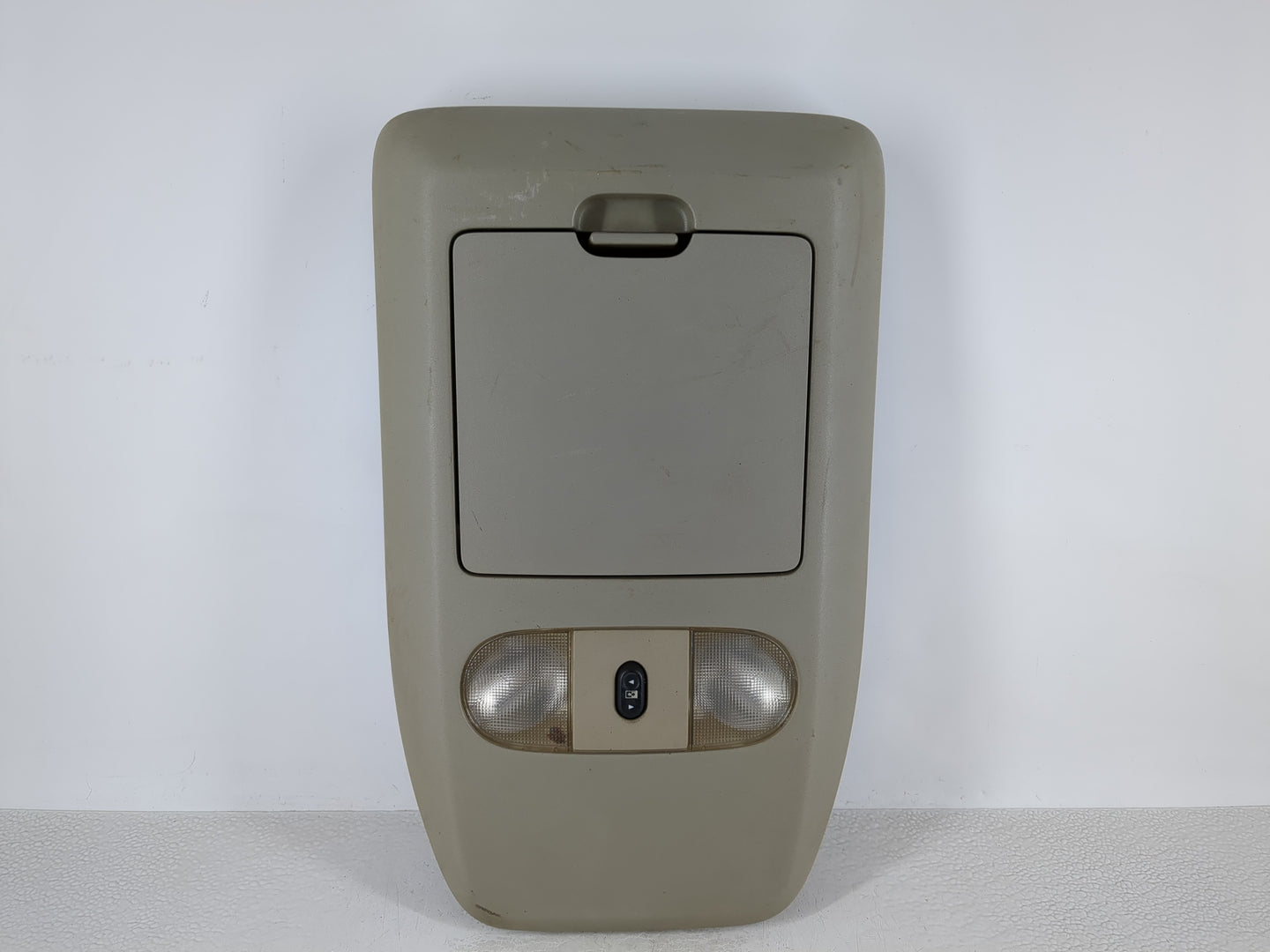 2005 Ford F-150 Overhead Roof Console - Oemusedautoparts1.com