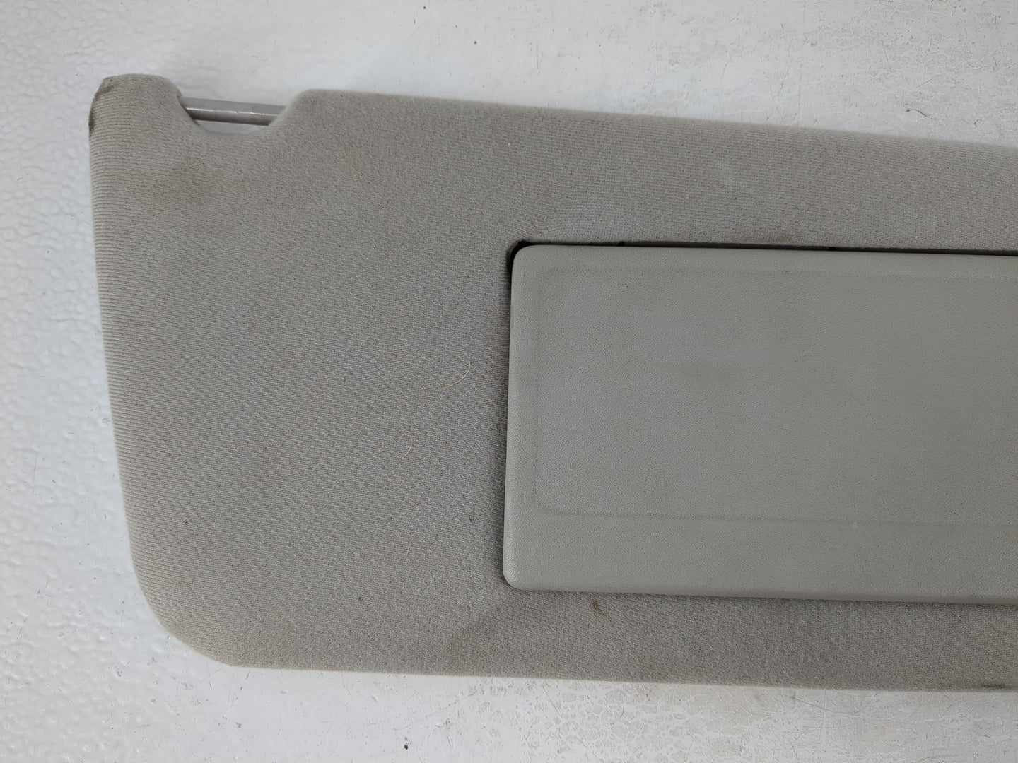 2004-2008 Ford F-150 Sun Visor Shade Replacement Passenger Right Mirror Fits Fits 2004 2005 2006 2007 2008 OEM Used Auto Par