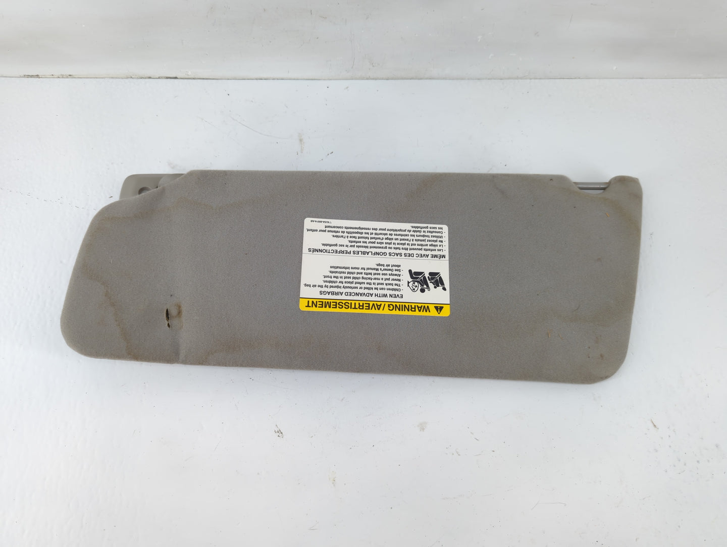 2004-2008 Ford F-150 Sun Visor Shade Replacement Passenger Right Mirror Fits Fits 2004 2005 2006 2007 2008 OEM Used Auto Par
