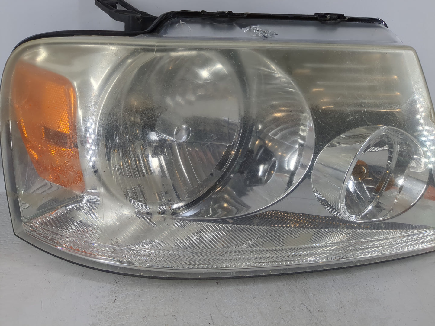 2004-2008 Ford F-150 Passenger Right Oem Head Light Headlight Lamp - Oemusedautoparts1.com