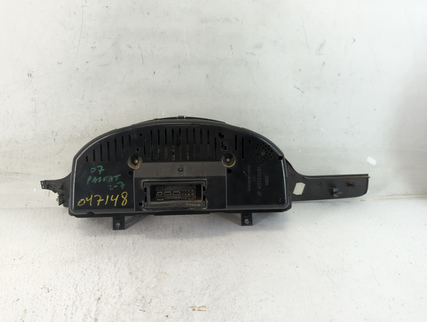 2004-2005 Ford F-150 Instrument Cluster Speedometer Gauges P/N:A2C53194181 Fits Fits 2004 2005 OEM Used Auto Parts - Oemused