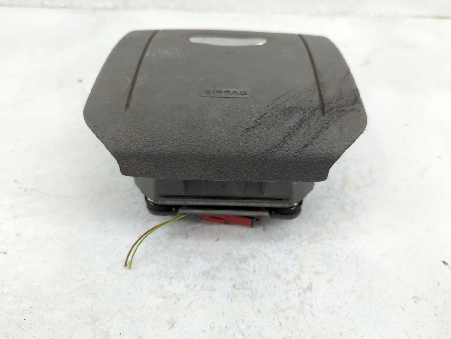 2004-2008 Ford F-150 Air Bag Driver Left Steering Wheel Mounted Grey - Oemusedautoparts1.com