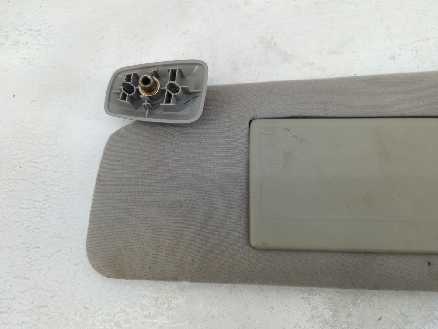 2004-2008 Ford F-150 Sun Visor Shade Replacement Driver Left Mirror Fits Fits 2004 2005 2006 2007 2008 OEM Used Auto Parts -