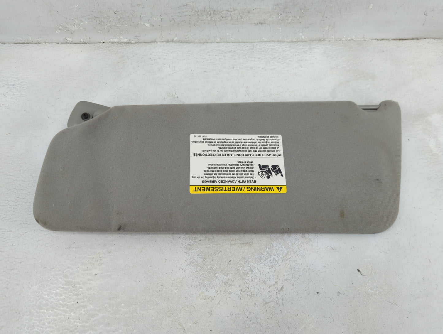2004-2008 Ford F-150 Sun Visor Shade Replacement Passenger Right Mirror Fits Fits 2004 2005 2006 2007 2008 OEM Used Auto Par