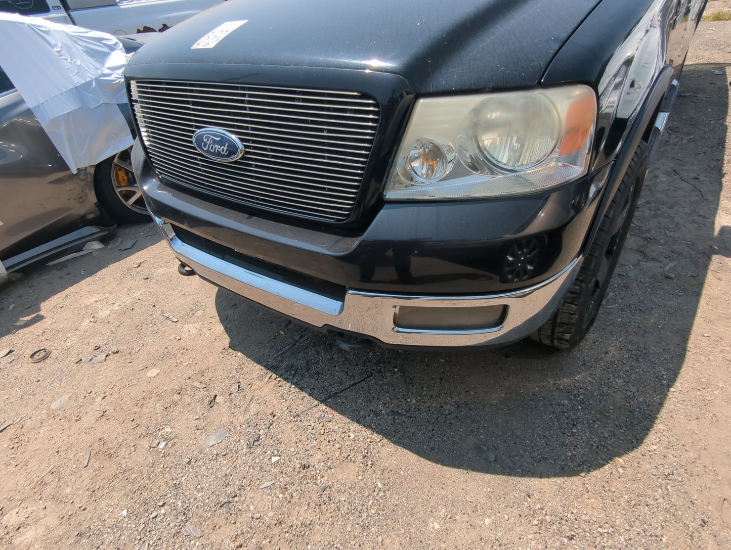 2004-2005 Ford F-150 Front Bumper - Oem - Oemusedautoparts1.com