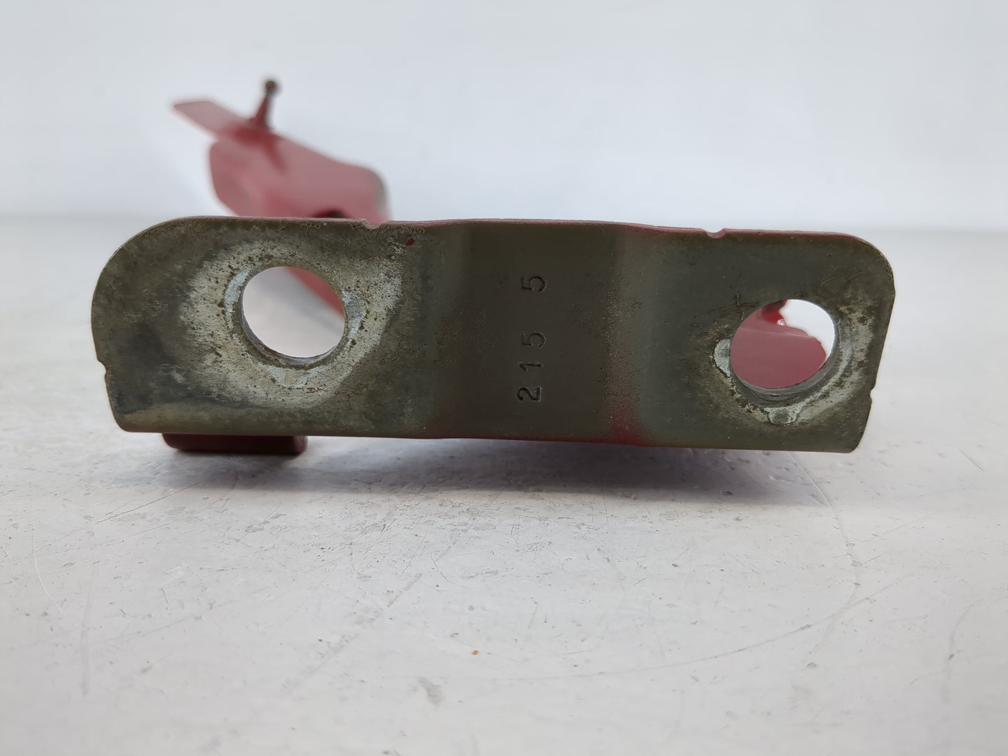 2005 Ford F-150 Driver Hood Hinge Red - Oemusedautoparts1.com