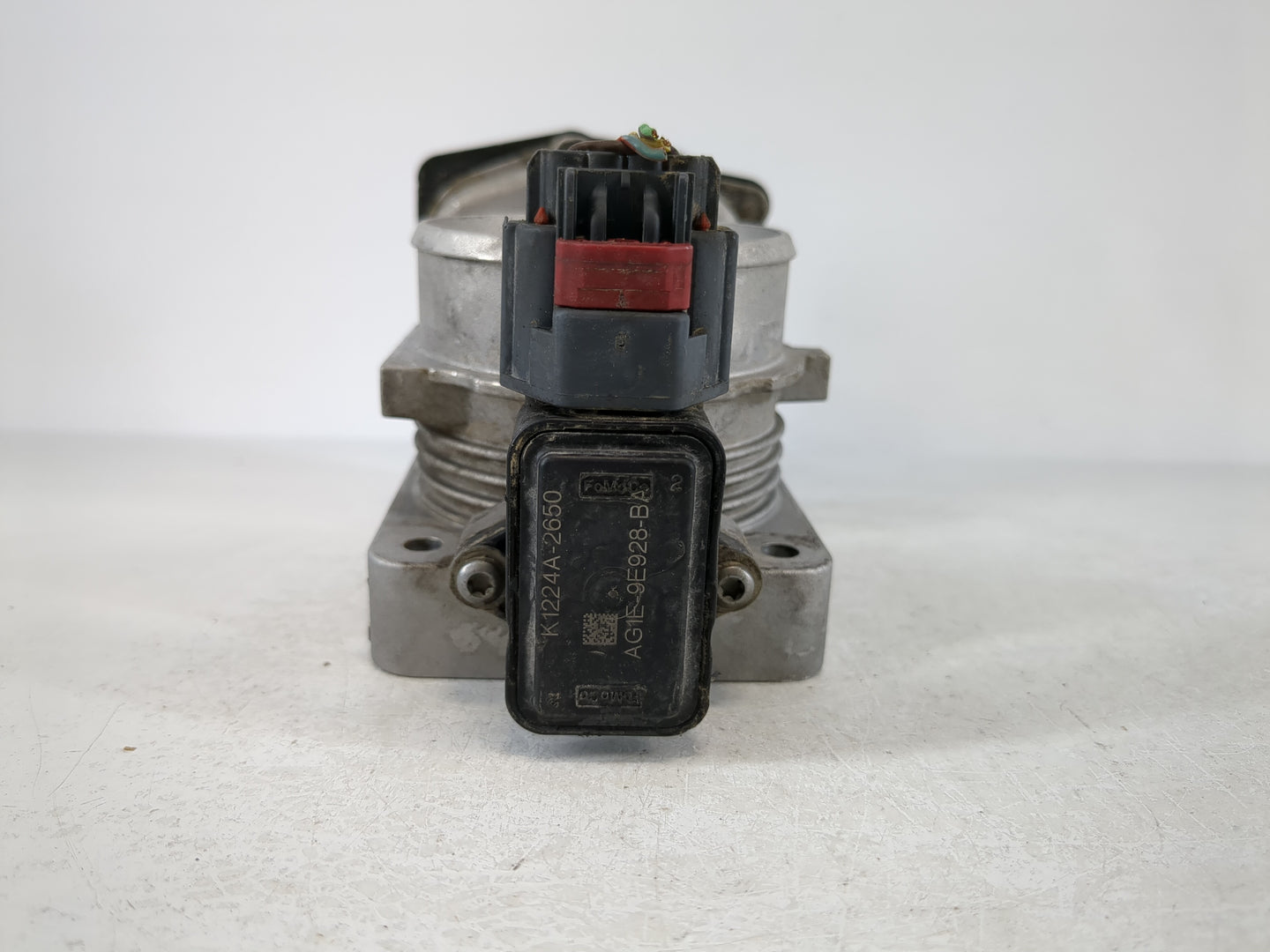 2004-2006 Ford F-150 Throttle Body P/N:AA5E-BB Fits Fits 2004 2005 2006 2007 2008 2009 2010 2011 2012 2013 2014 2015 2016 OE