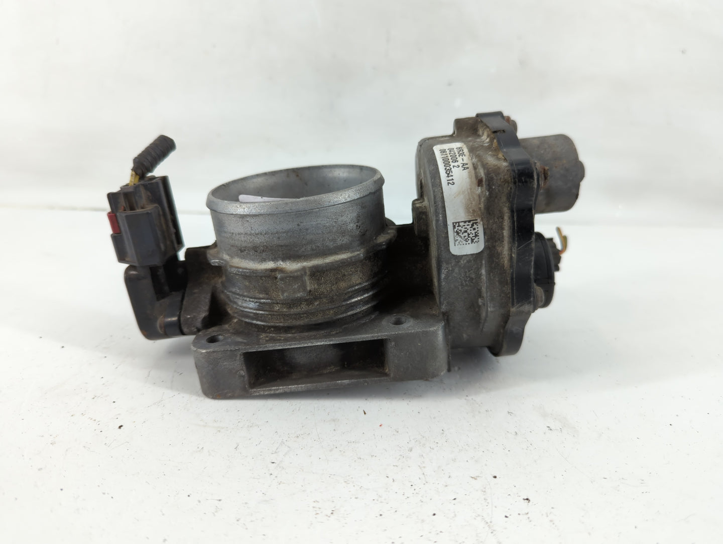 2004-2006 Ford F-150 Throttle Body P/N:6R3E-AA Fits Fits 2004 2005 2006 2007 2008 2009 2010 2011 2012 2013 2014 2015 2016 OE
