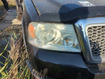 compare product 2004-2008 Ford F-150 Passenger Right Oem Head Light Headlight Lamp 1164598