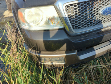 2004-2005 Ford F-150 Front Bumper - Oem - Oemusedautoparts1.com