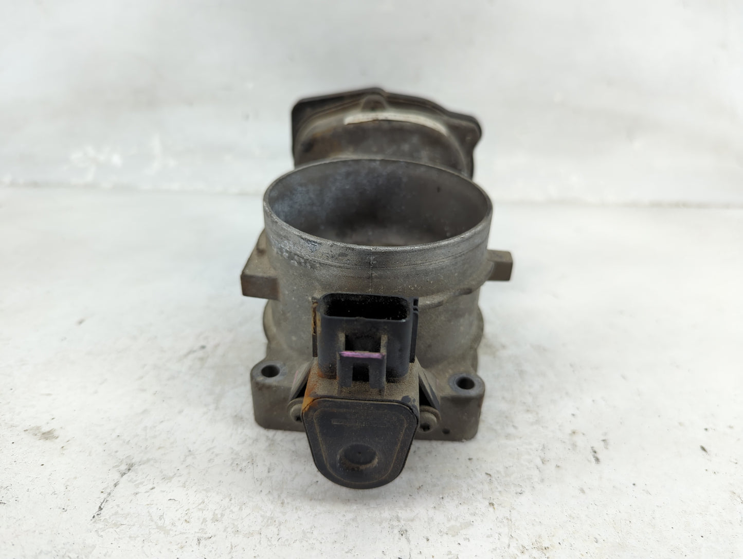 2004-2010 Ford F-150 Throttle Body Fits Fits 2004 2005 2006 2007 2008 2009 2010 OEM Used Auto Parts - Oemusedautoparts1.com