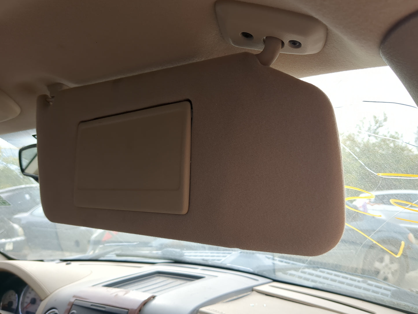 2004-2008 Ford F-150 Sun Visor Shade Replacement Passenger Right Mirror Fits Fits 2004 2005 2006 2007 2008 OEM Used Auto Par