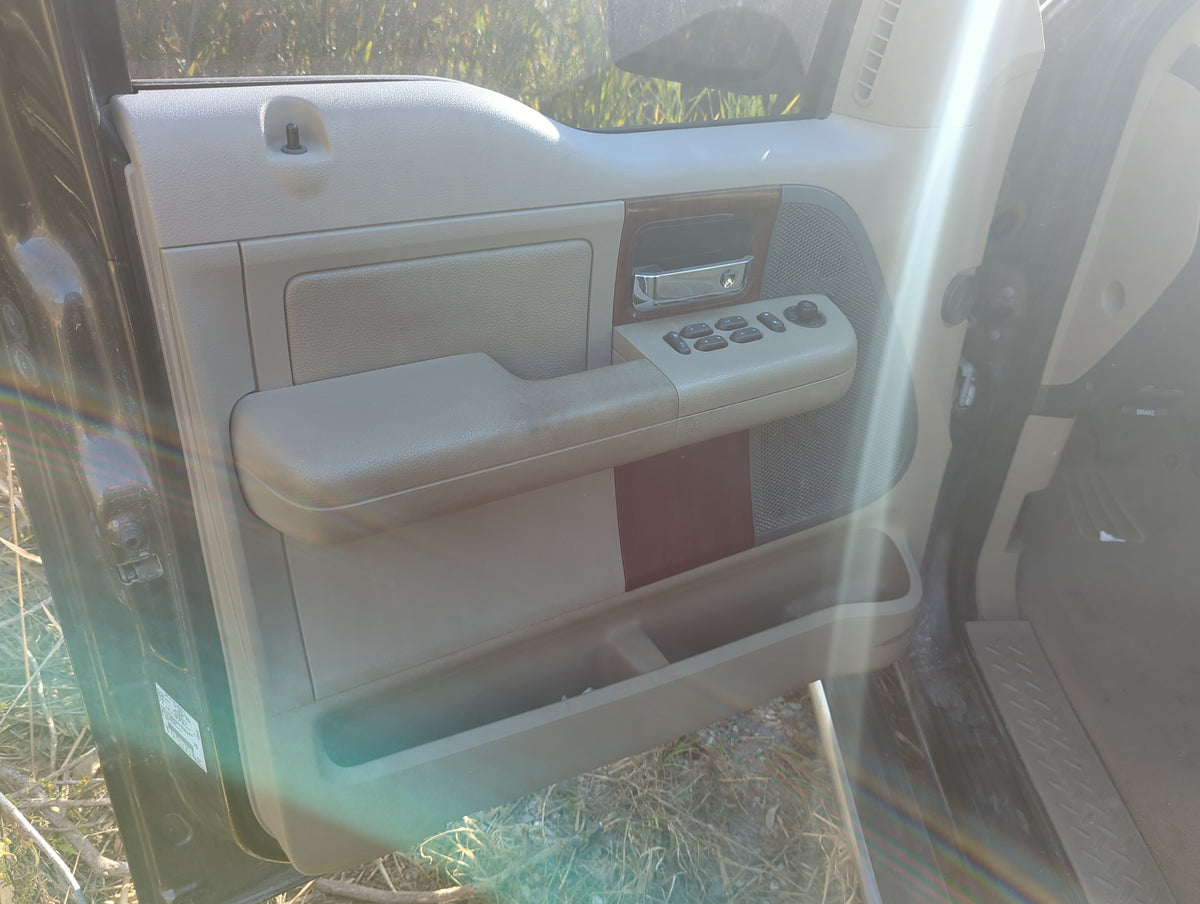 2005 Ford F-150 Front Left Driver Interior Door Panel Trim 1164699 - Oemusedautoparts1.com