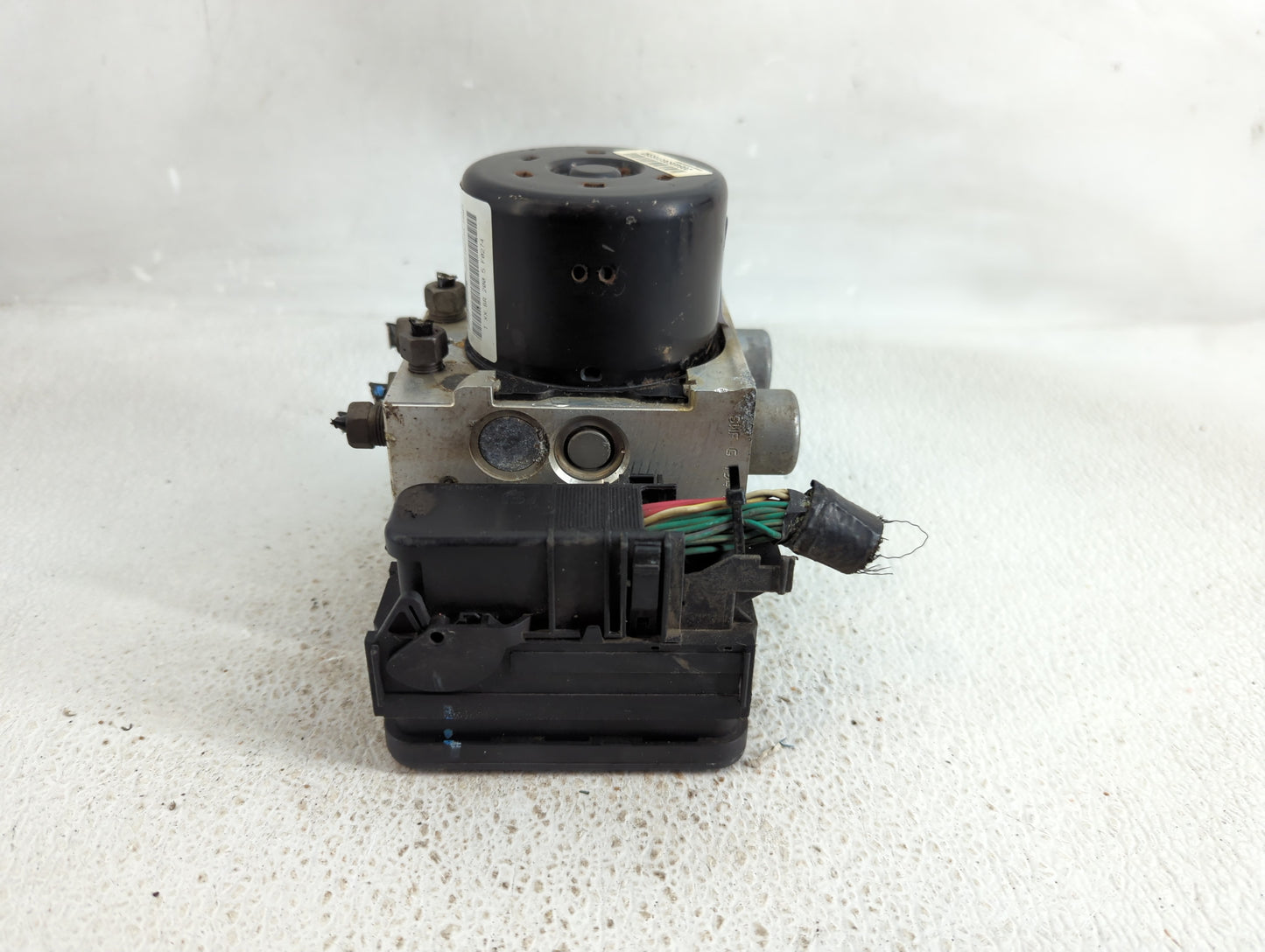 2005-2006 Ford F-150 ABS Pump Control Module Replacement P/N:982 589 23143 5 Fits Fits 2005 2006 OEM Used Auto Parts - Oemus