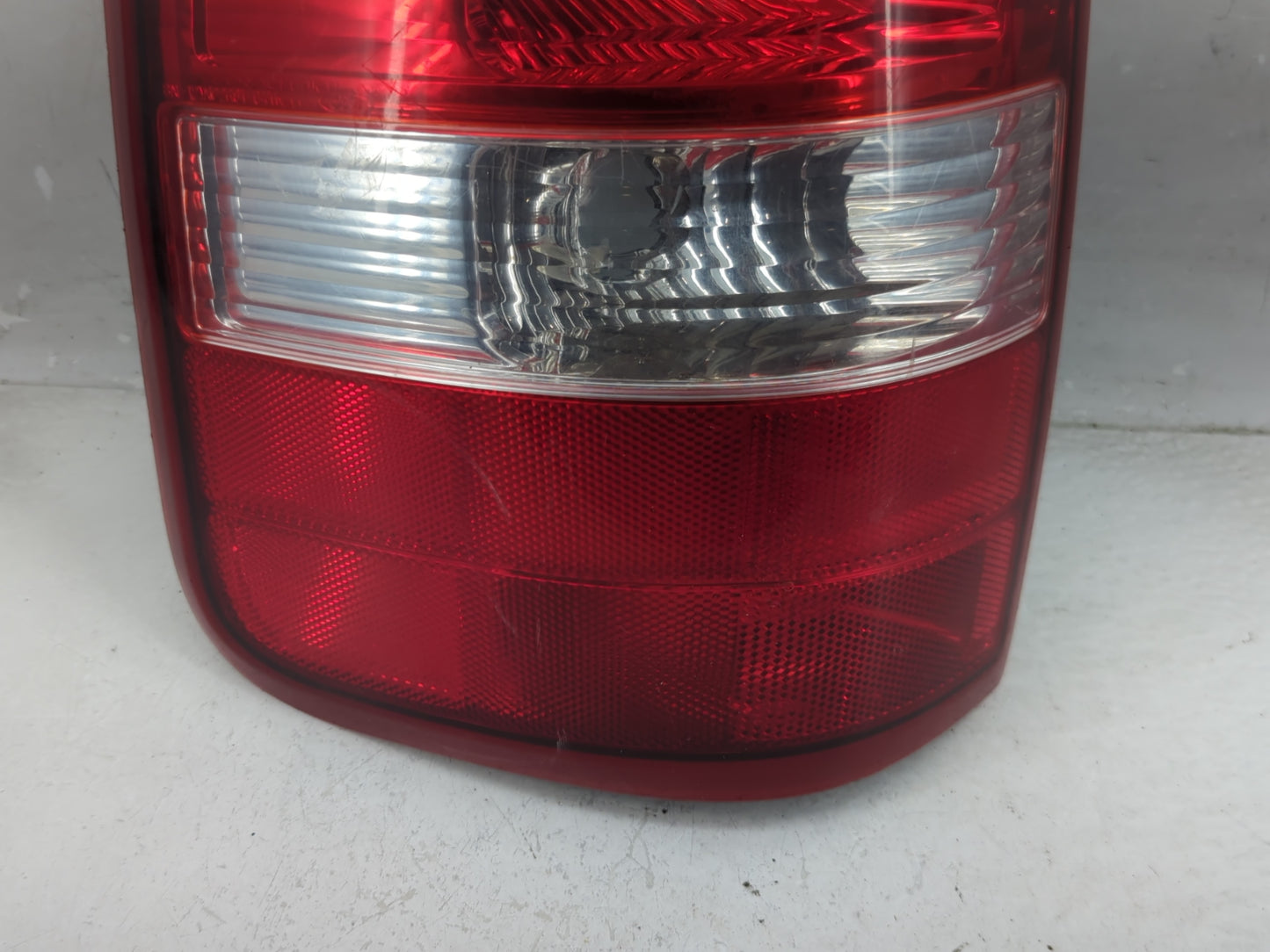 2004-2008 Ford F-150 Tail Light Assembly Driver Left OEM P/N:4L34-13B505-A Fits Fits 2004 2005 2006 2007 2008 OEM Used Auto 