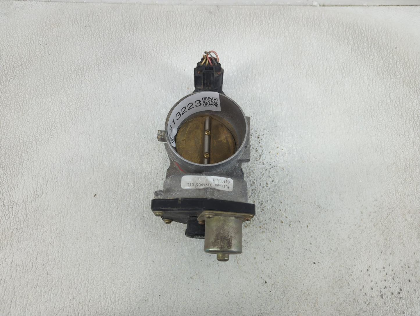 2004-2010 Ford F-150 Throttle Body Fits Fits 2004 2005 2006 2007 2008 2009 2010 OEM Used Auto Parts - Oemusedautoparts1.com
