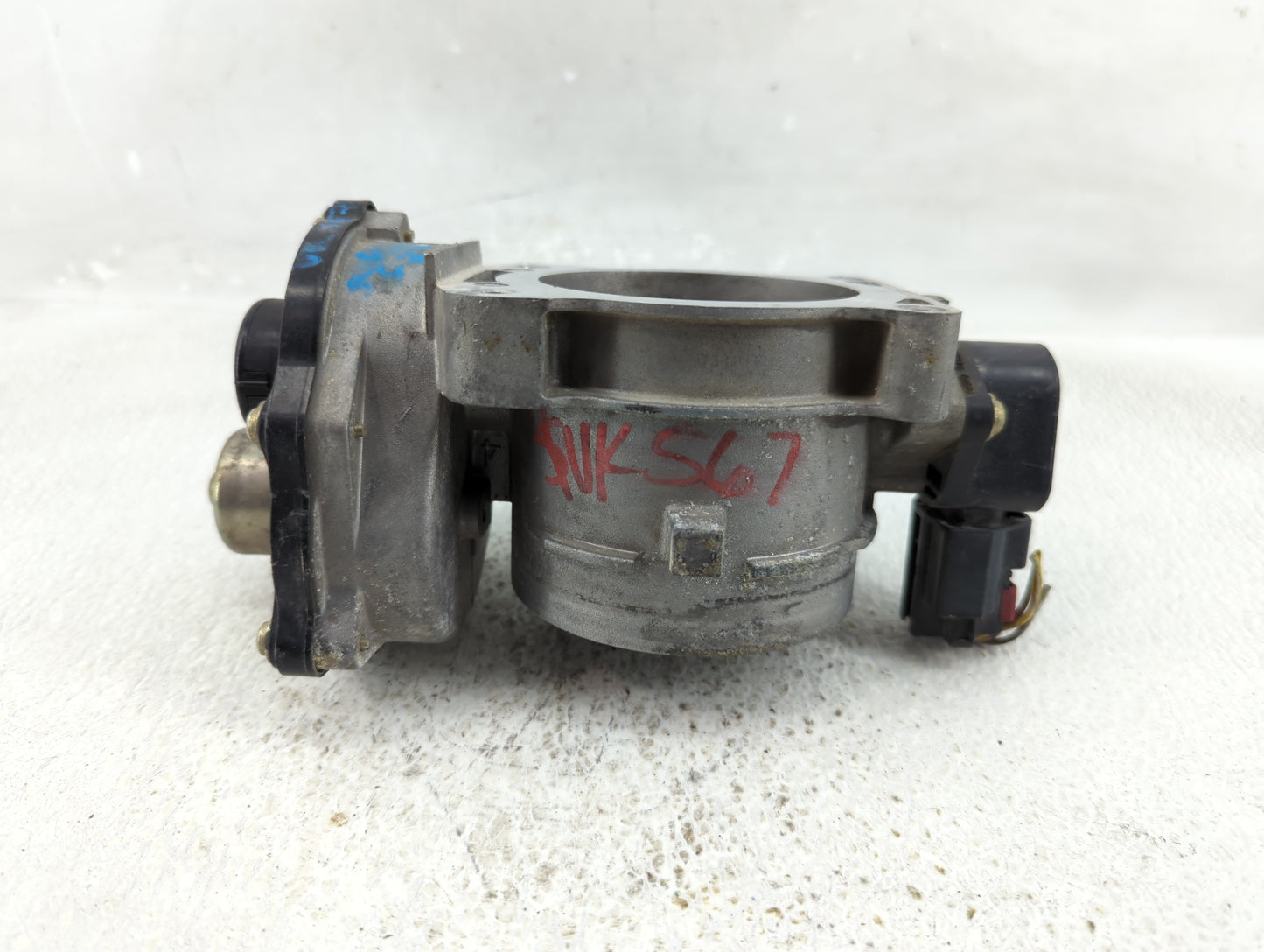 2004-2010 Ford F-150 Throttle Body Fits Fits 2004 2005 2006 2007 2008 2009 2010 OEM Used Auto Parts - Oemusedautoparts1.com