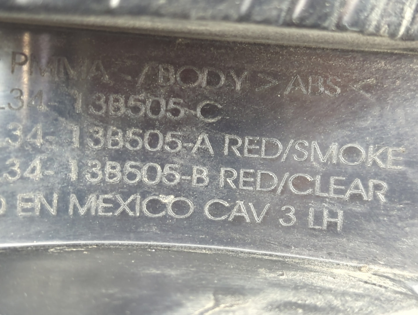 2004-2008 Ford F-150 Tail Light Assembly Driver Left OEM P/N:4L34-13B505-C 4L34-13B505-A Fits Fits 2004 2005 2006 2007 2008 
