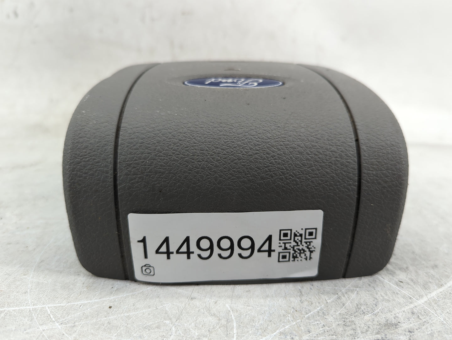 2005 Ford F-150 Air Bag Driver Left Steering Wheel Mounted P/N:5L34 15043B13 CD32NC 2IZD145S22506, 30376553A Fits OEM Used A