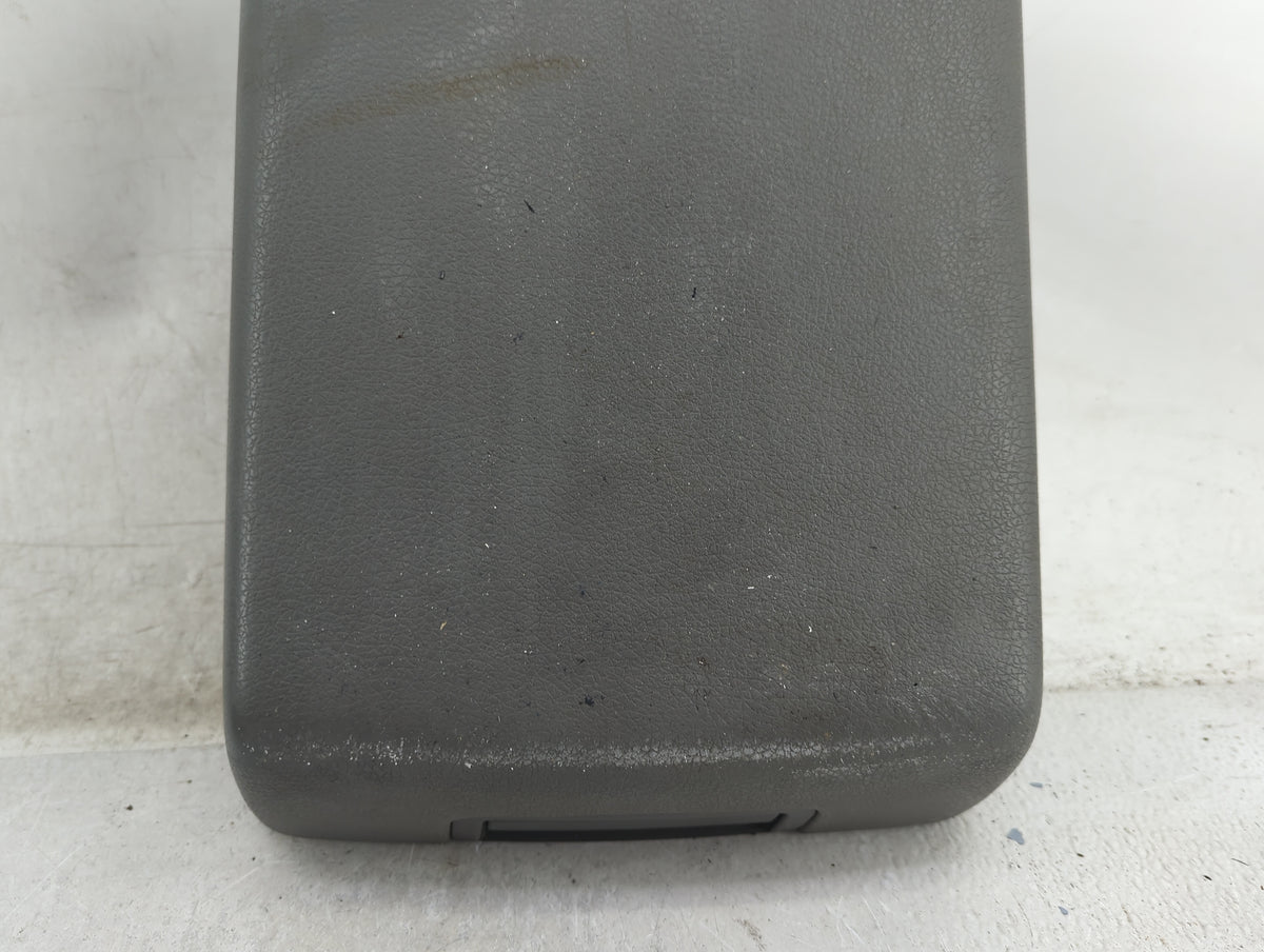 2005 Ford F-150 Center Console Armrest Cover Lid Fits OEM Used Auto Parts - Oemusedautoparts1.com