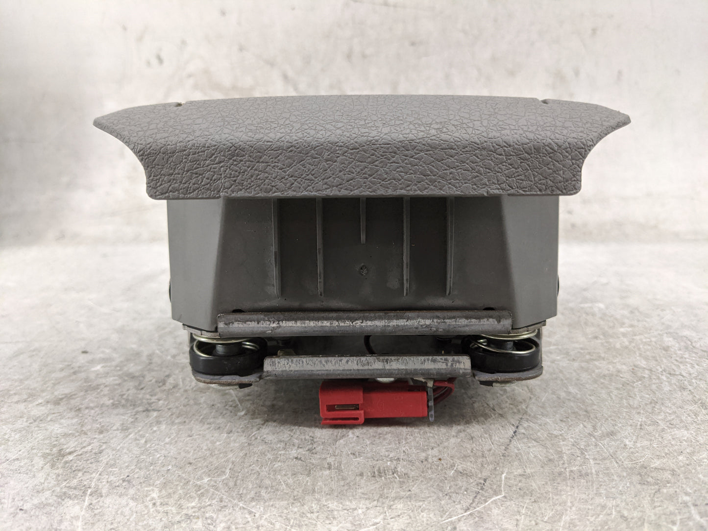 2004-2008 Ford F-150 Air Bag Driver Left Steering Wheel Mounted 1477476 - Oemusedautoparts1.com