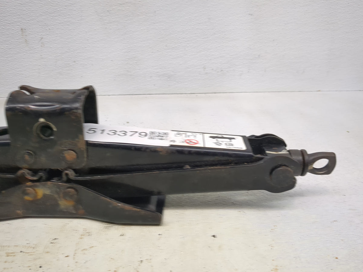 2005 Ford F-150 Spare Scissor Car Jack 1513379 - Oemusedautoparts1.com