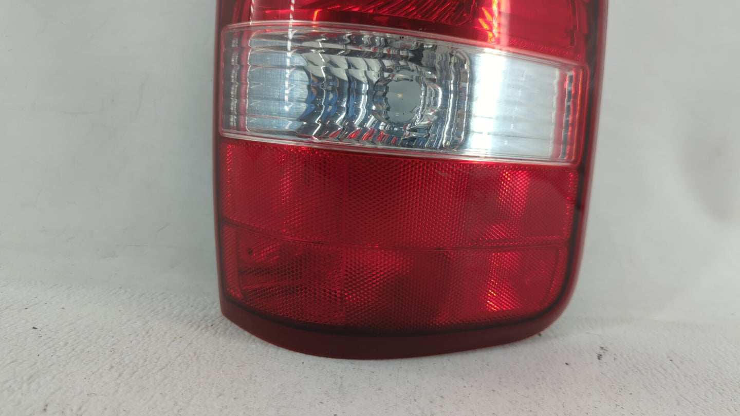 2004-2008 Ford F-150 Tail Light Assembly Passenger Right OEM P/N:8L34-13404-AA 6L3Z-13404-BA Fits Fits 2004 2005 2006 2007 2